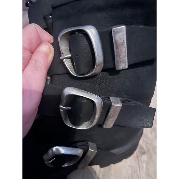 Steve Madden Roland Unisex Black Leather Biker Boots Size 7 Zip Closure Grunge - Picture 3 of 9